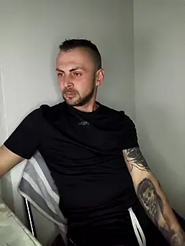 papichulo0099 online show from 6, 3, 2026