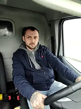 papichulo0099 online show from 10, 2, 2026