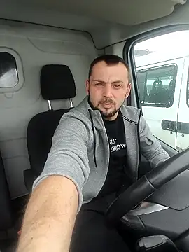 papichulo0099 online show from 13, 1, 2026