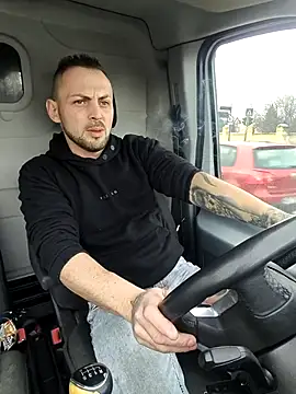 papichulo0099 online show from 15, 1, 2026