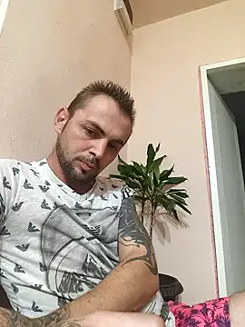 papichulo0099 online show from 9, 11, 2025