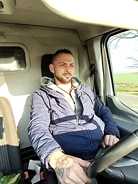 papichulo0099 online show from 6, 3, 2026