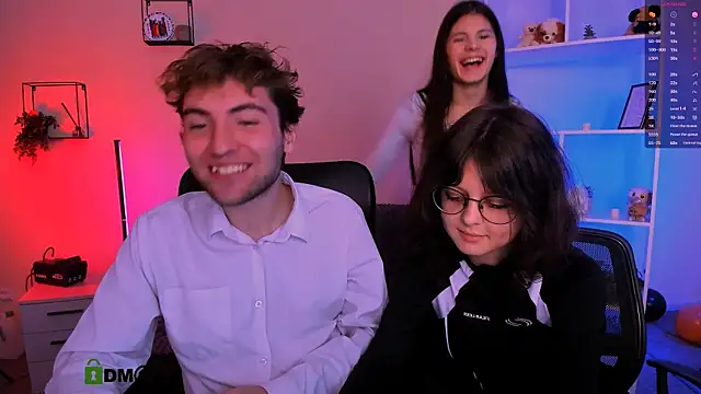 lizzie boom online show from 8, 11, 2025