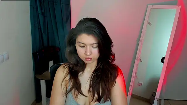 Sandra Curly online show from 6, 3, 2026