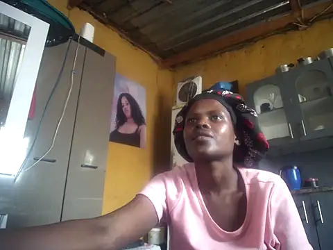 Caramelchick01 online show from 7, 11, 2025