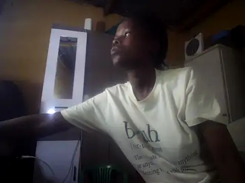 Caramelchick01 online show from 29, 10, 2025