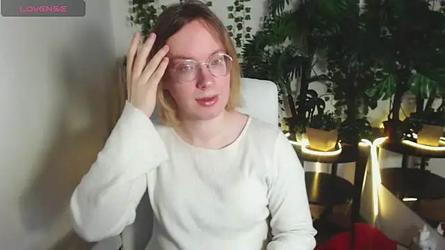 Amanda Butlerr online show from 17, 12, 2025