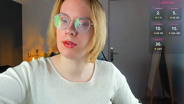 Amanda Butlerr online show from 19, 10, 2025