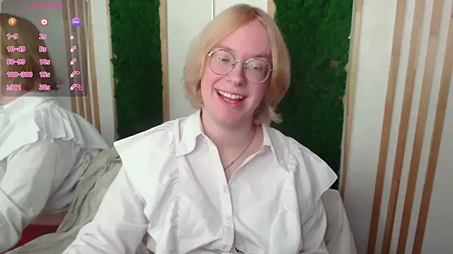 Amanda Butlerr online show from 20, 6, 2026