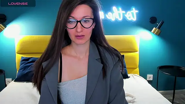 Joan Nelson online show from 12, 1, 2026