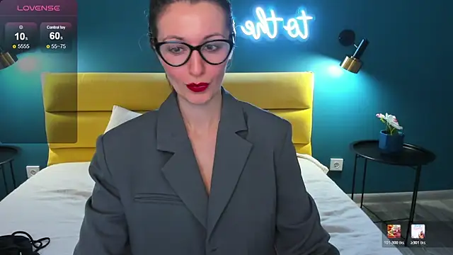 Joan Nelson online show from 3, 2, 2026