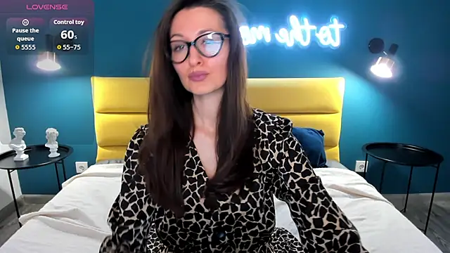 Joan Nelson online show from 1, 4, 2026