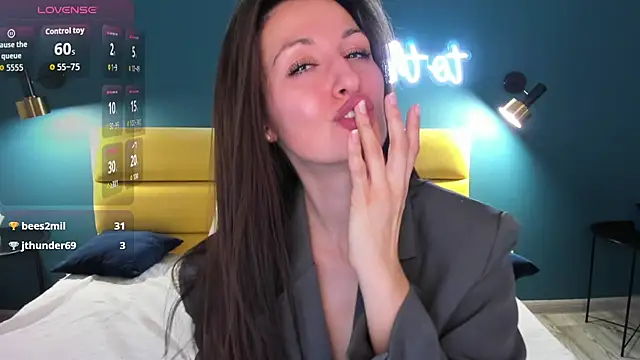 Joan Nelson online show from 18, 3, 2026