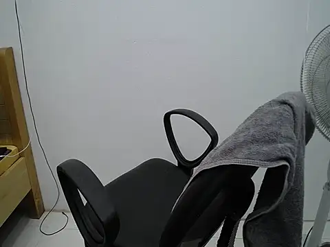 Snapshot of _Lady- chatting on 11, 6, 2026 Lady- online show from 11, 6, 2026