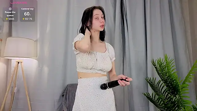 SuzanneHowse online show from 27, 3, 2026