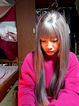 AAANINE22 online show from 2, 10, 2025