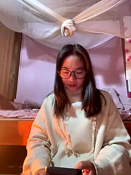 AAANINE22 online show from 3, 11, 2025