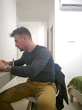 mrlyuis online show from 16, 12, 2025