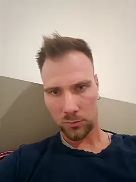 Snapshot of mrlyuis chatting on 2, 10, 2025 mrlyuis online show from 2, 10, 2025