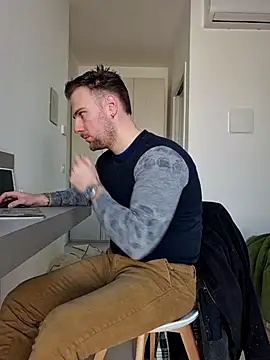 mrlyuis online show from 24, 2, 2026