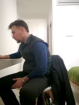 mrlyuis online show from 27, 2, 2026