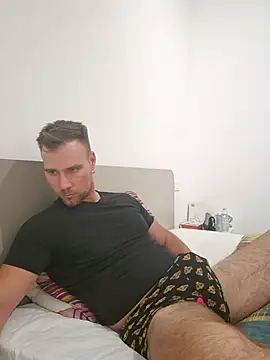 Snapshot of mrlyuis chatting on 18, 9, 2025 mrlyuis online show from 18, 9, 2025