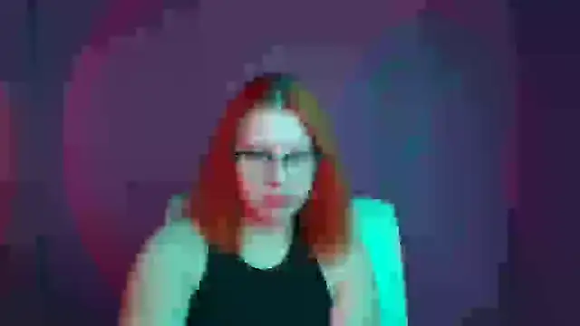 ScarletVixen  online show from 25, 9, 2025