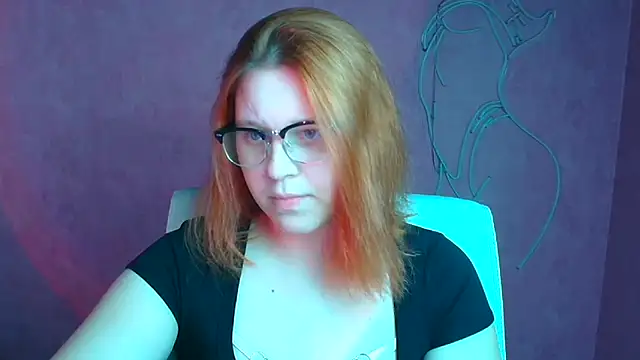 ScarletVixen  online show from 29, 9, 2025