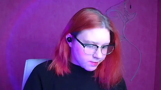 ScarletVixen  online show from 8, 10, 2025