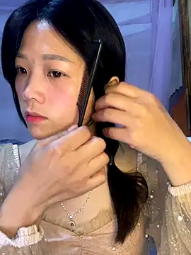 Snapshot of thaoyeuuu chatting on 15, 9, 2025 thaoyeuuu online show from 15, 9, 2025