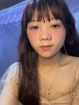 Snapshot of thaoyeuuu chatting on 14, 9, 2025 thaoyeuuu online show from 14, 9, 2025