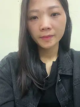 Snapshot of thaoyeuuu chatting on 9, 9, 2025 thaoyeuuu online show from 9, 9, 2025