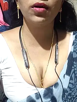 Snapshot of telugu-juliet chatting on 11, 4, 2026 telugu-juliet online show from 11, 4, 2026