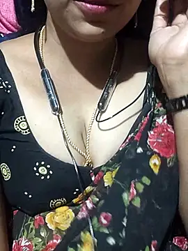 Snapshot of telugu-juliet chatting on 8, 4, 2026 telugu-juliet online show from 8, 4, 2026