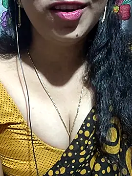 Snapshot of telugu-juliet chatting on 3, 12, 2025 telugu-juliet online show from 3, 12, 2025