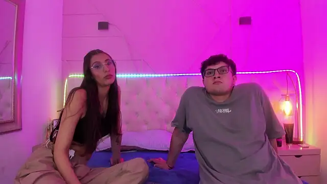 Ethan N Abby online show from 2, 3, 2026