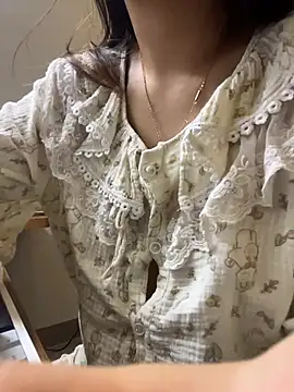 Snapshot of bunny_b4nny chatting on 9, 11, 2025 bunny b4nny online show from 9, 11, 2025