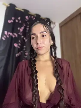 Snapshot of Scarlett05 chatting on 5, 7, 2026 Scarlett05 online show from 5, 7, 2026