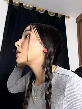 Scarlett05 online show from 28, 10, 2025