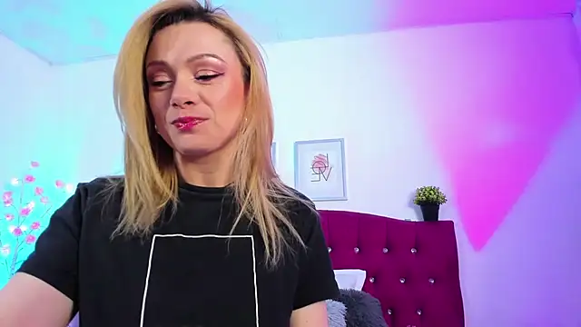scarlett blake11 online show from 12, 9, 2025