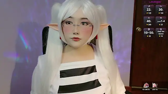 Livelle69 online show from 8, 11, 2025