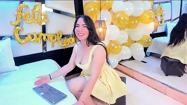 Snapshot of TessaCooper1 chatting on 21, 7, 2026 TessaCooper1 online show from 21, 7, 2026