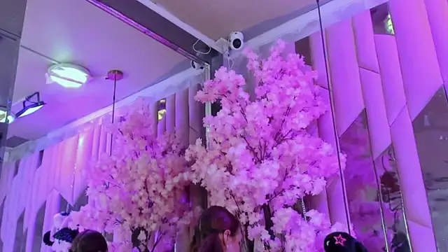 TessaCooper1 online show from 9, 11, 2025