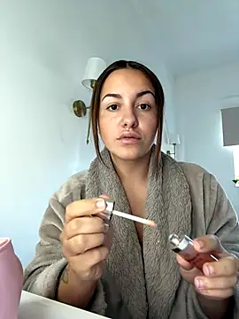 AlyssaAngell online show from 28, 10, 2025