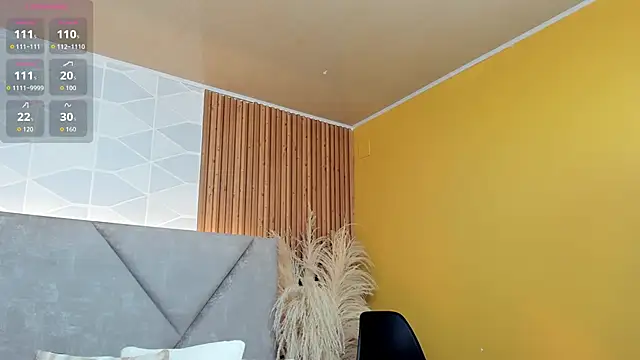 Snapshot of Brunnette_Sensation chatting on 18, 11, 2025 Brunnette Sensation online show from 18, 11, 2025