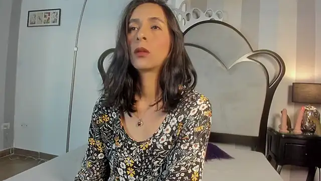 MiaAmore  online show from 2, 4, 2026