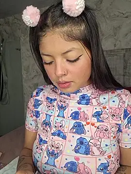 ashleythompson2025 online show from 8, 1, 2026