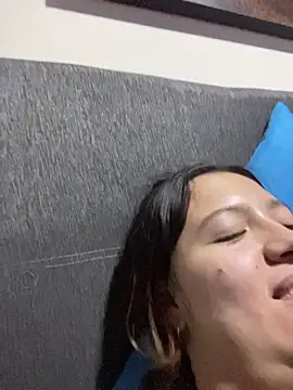 Snapshot of destiny69col chatting on 14, 11, 2025 destiny69col online show from 14, 11, 2025