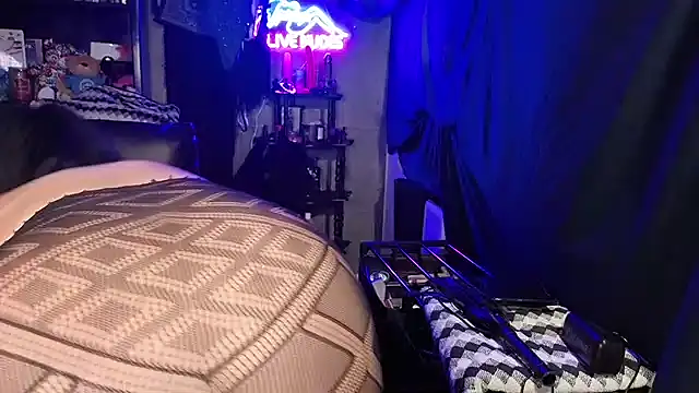 chicanachic13 online show from 1, 3, 2026