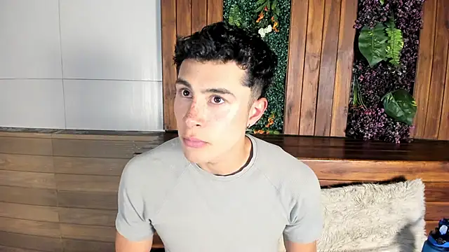 AustinJones  online show from 24, 11, 2025